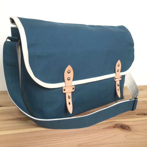 Jaminpuech 青い鳥　ショルダーバッグ Jaminpuech 青い鳥 ショルダーバッグ