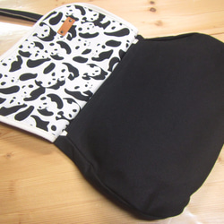 zn的-D京都曲折包帆布製作的迷你單肩包Zatsuno黑/熊貓充滿了！ 第3張的照片