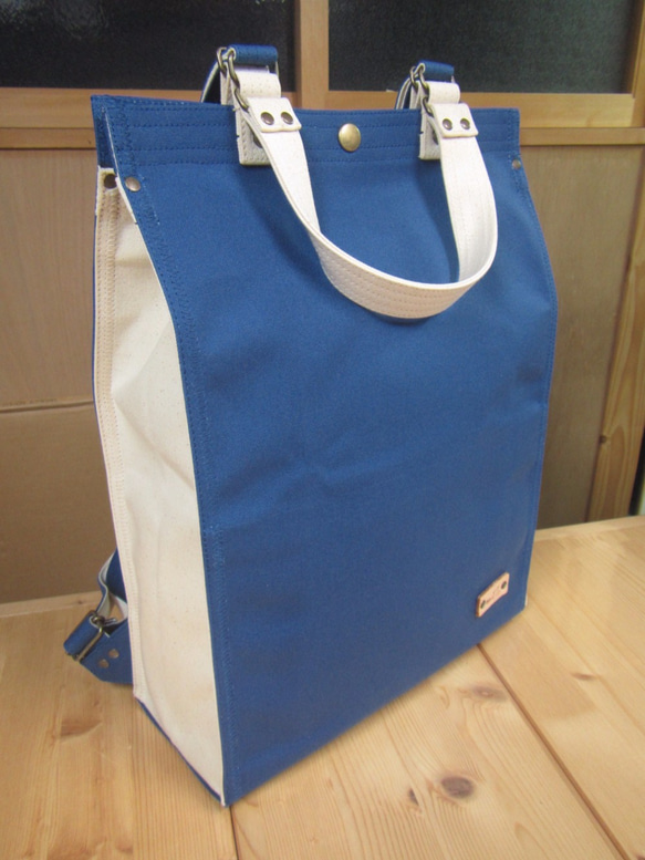 rs-2b京都Chidori包背包，方形帆布藍色和雙色調形成 第1張的照片