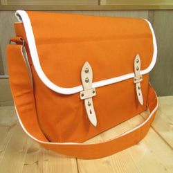 zn-A4 京都ちどりかばん 帆布製ショルダーバッグ A4型 オレンジ/北欧風花柄 5枚目の画像