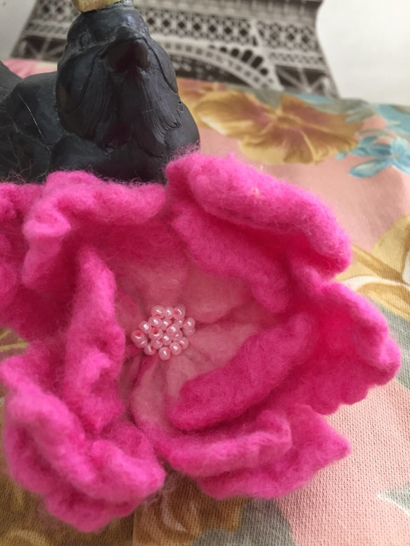 ⭐️可愛いピンク色のお花のブローチ(ピンクA)⭐️ 3枚目の画像