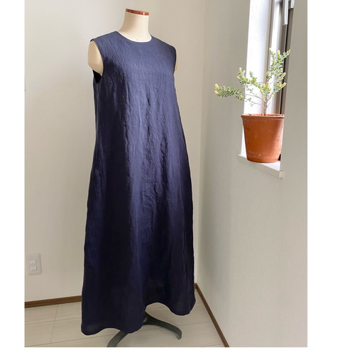 たっぷりフレアのふんわりリネンワンピース✿クルーネック✿後ろあき  