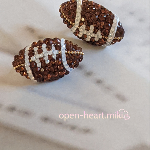 再再販✨【送無】グルーデコ✴アメフトボールピアス（チタン