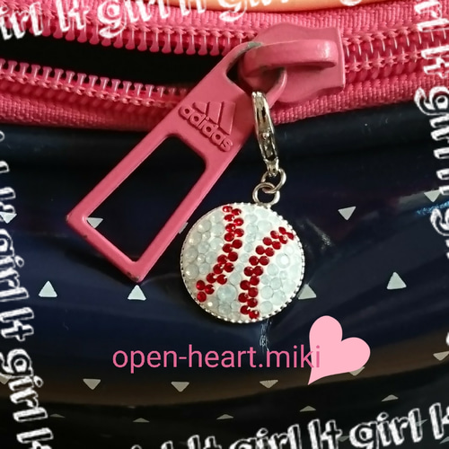 再販⑰✨【送無】グルーデコ✴野球ボール・ファスナーチャーム 