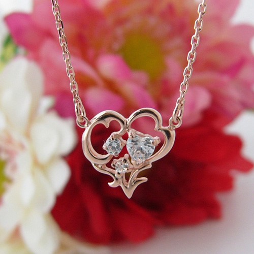 ピンクゴールドカラー ハートのネックレス