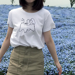 シロクマのお散歩Tシャツ（Mサイズ） 1枚目の画像