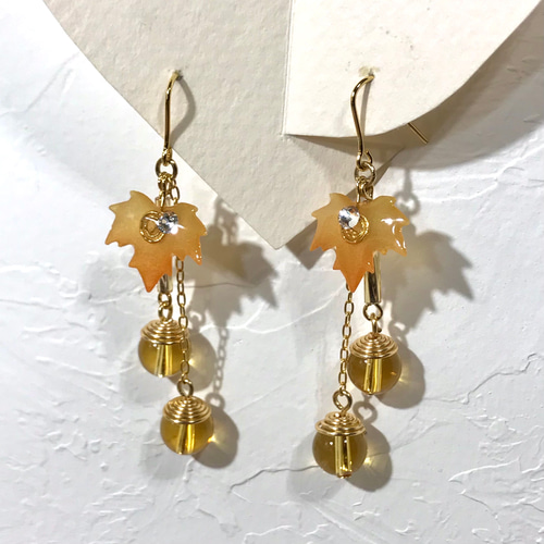 天然石］秋-どんぐりのピアス (イヤリングに変更可) ピアス  