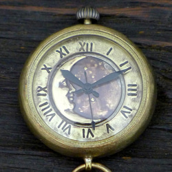 "CrescentMoon懐中-MB" 三日月&星空文字盤 ローマ数字 33mm真鍮懐中 手作り腕時計[379CM] 4枚目の画像