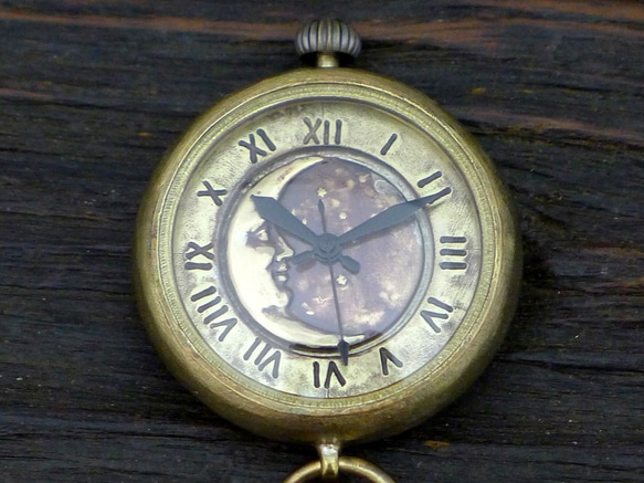 "CrescentMoon懐中-MB" 三日月&星空文字盤 ローマ数字 33mm真鍮懐中 手作り腕時計[379CM] 4枚目の画像