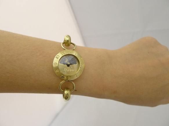 "BrassArmlet3-S&M" 真鍮22mm Sun&Moonバングルタイプ 手作り腕時計[289M-S&M] 5枚目の画像