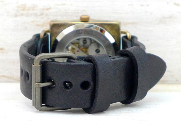 BHW079 手動上鍊 BrassJUMBO 方形銅表圈 手工腕錶 [BHW079C SV / BR] 第8張的照片