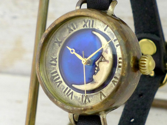 “CrescentMoon4-MB”“Crescent 藍色錶盤羅馬手鍊風格手工腕錶 [366CM4BL] 第1張的照片