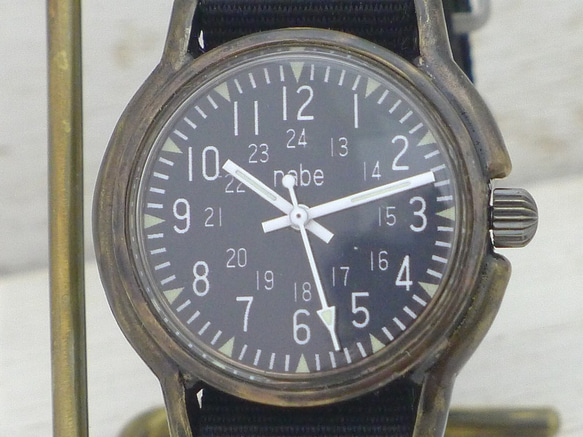 ”MIL-Winding-MB" 約32mm手巻きBrass(真鍮)ミリタリーデザイン 手作り腕時計 [BHW130] 2枚目の画像