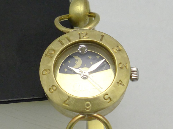 《Brass Armlet3SW-S&amp;M》日月珠點手工手錶 [289MSW-S&amp;M] 第5張的照片