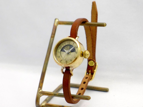 女士黃銅太陽和月亮手鍊款式型號手工腕錶 [365S &amp; M BR] 第2張的照片