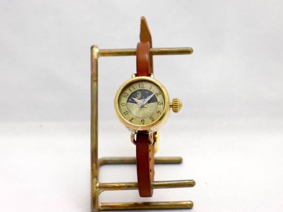 女士黃銅太陽和月亮手鍊款式型號手工腕錶 [365S &amp; M BR] 第3張的照片