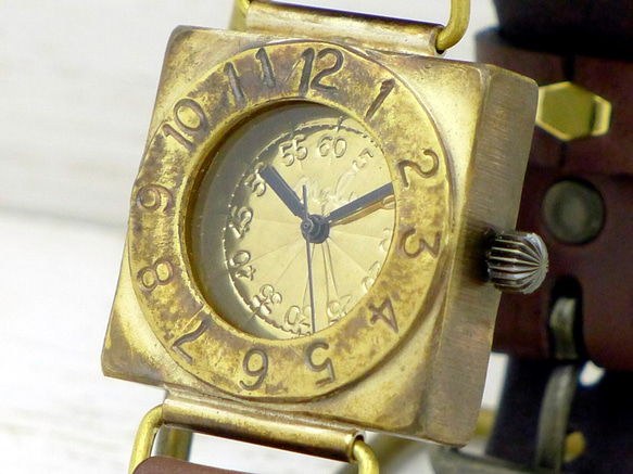 &quot;Compass-B&quot; 32mm 黃銅方形 (Square) 手工腕錶 [312] 第2張的照片