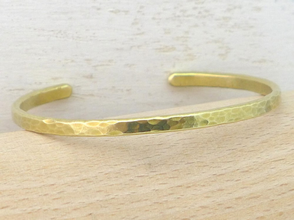 Brass Bangle 真鍮バングル 槌目テクスチャー 細身幅約3mm 6枚目の画像