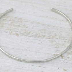 Silver925 Bangle シルバー925バングル 槌目テクスチャー 細身幅約2.5mm 5枚目の画像