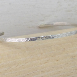 Silver925 Bangle シルバー925バングル 槌目テクスチャー 細身幅約2.5mm 7枚目の画像