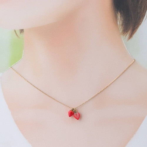BEBE ONLINE STORE｜【絵本コラボ-みつごようせいのおしゃれな