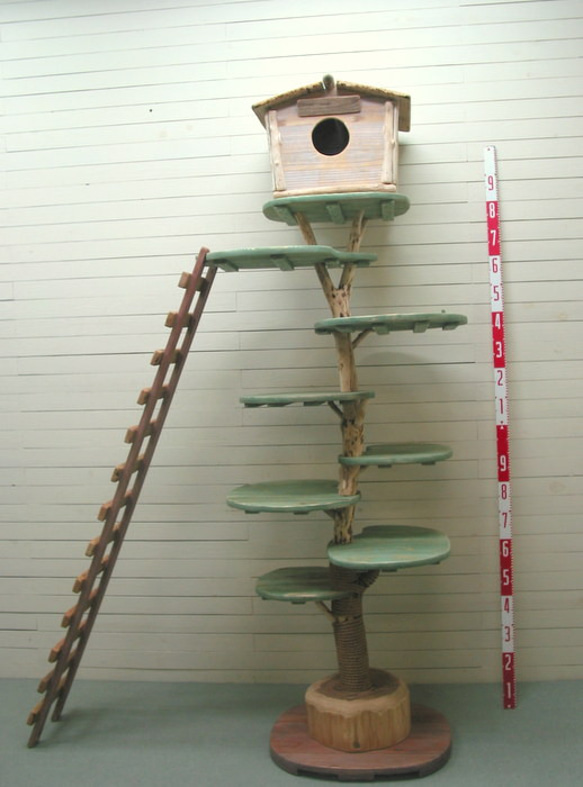 「送料無料」オリジナル大型流木キャットタワー（駆上りハシゴ付きツリーハウスタイプ）［pk43］ ペット用品 猫グッズ 2枚目の画像