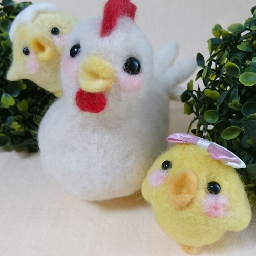 羊毛フェルト☆にわとり母さんとひよこちゃんきょうだい 羊毛