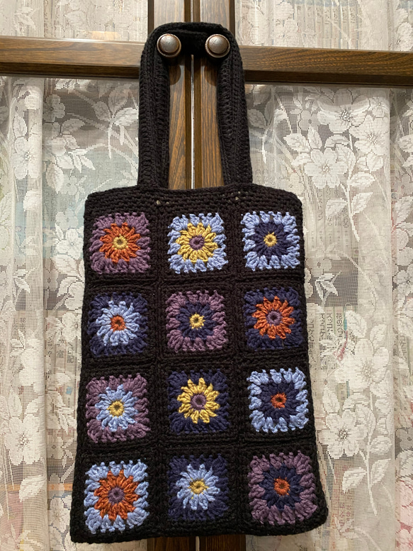 毛糸モチーフ手編みトートバッグ 1枚目の画像