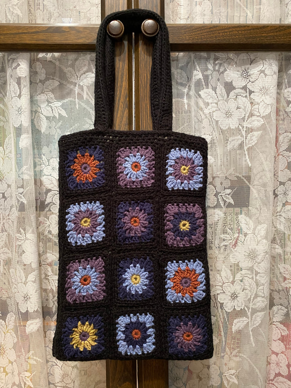 毛糸モチーフ手編みトートバッグ 2枚目の画像