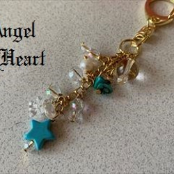 ～Angel　Heart～星ターコイズ＆水晶など　キラキラジャラジャラのキーホルダー　ゴールド 2枚目の画像