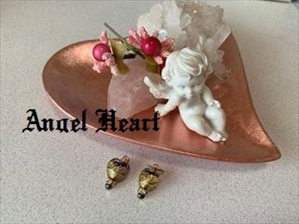 ～Angel　Heart～ヴェネチアンビーズハート　コバルト（13mm×12ｍｍ)のピアス　G 1枚目の画像