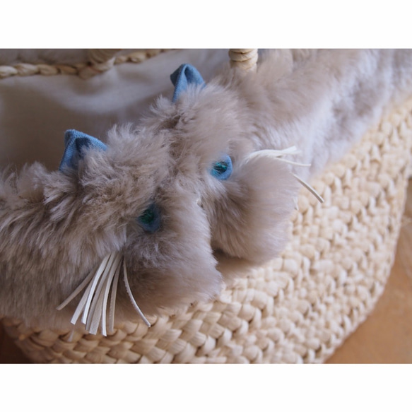 エキゾチックショートヘアがモチーフ☆ふさふさファーの猫かごバッグ(受注製作) 6枚目の画像