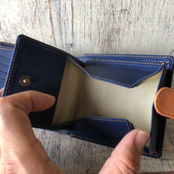(人気です)  2つ折り財布  紺色 ミッツムッツ 3枚目の画像