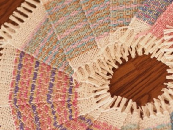 北欧柄 色柄おまかせ手織りコースター 3枚目の画像