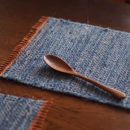ウォッシュドデニムの裂き織りランチョンマット ランチョンマット