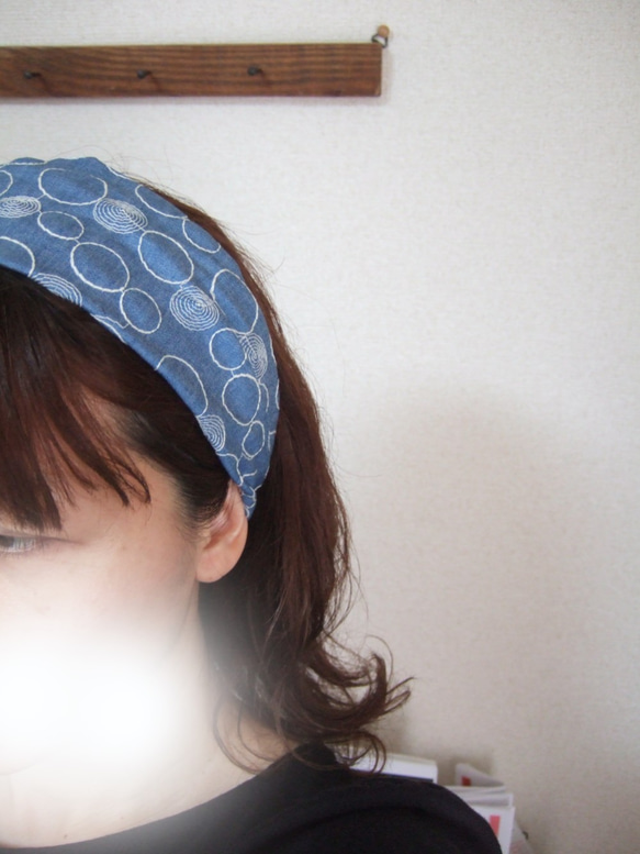 *サークル刺繍*　サックス　コットンのゆるターバン**ヘアバンド　かわいいアクセントに 5枚目の画像