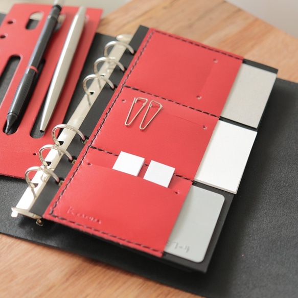 KAKURA【聖經皮卡袋】手縫牛皮筆芯小收納系統筆記本6孔 第7張的照片