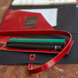 KAKURA A5 皮革筆夾夾紅色 第1張的照片