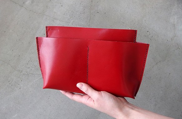 袋中袋 [5 個皮革口袋 L] 紅黑線 KAKURA 牛皮手工縫製名字雕刻可能 第2張的照片