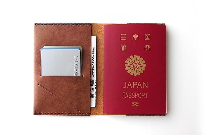 【パスポートカバー】アンティークブラウン  茶糸 KAKURA 手帳カバー 手縫い 本革 名入れ刻印可