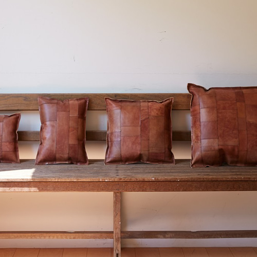 レザークッション tunagu 35 】アンティークブラウン 牛革 本革 KAKURA