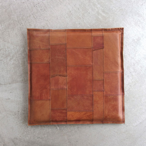 国内送料無料【 レザー座布団 tunagu 】35×35cm ブラウン ブラック
