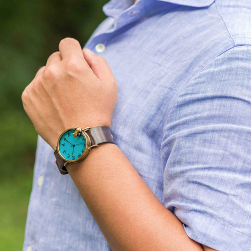 池をのぞく蛙腕時計L渋青緑 腕時計 カエルの時計屋さん（OLIE） 通販