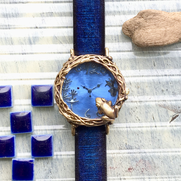 青蛙手錶 M 淡藍色，讓你想像金魚一樣優雅地游泳 第2張的照片