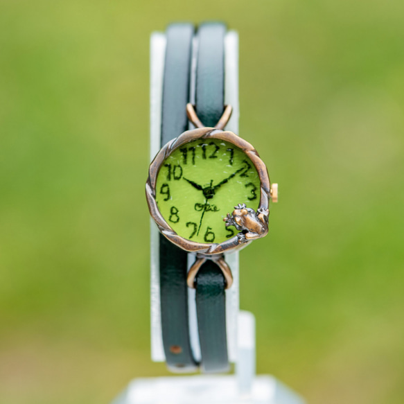 【奶精限定】Frog Watch Lime SS 望著池塘 第4張的照片