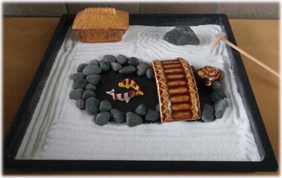 ミニチュア日本庭園（鯉池）