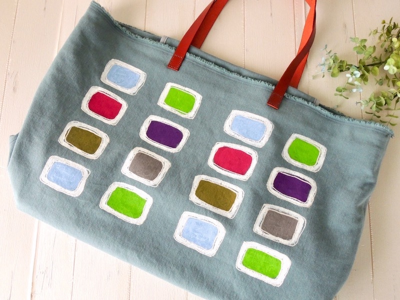 帆布の大きなトートバッグ　Lサイズ　＊パレット＊グレイッシュブルー＊　１点のみ