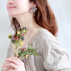 ❁アンティークカラー紫陽花と淡水パールの耳飾り﻿ピアス❁﻿ 6枚目の画像