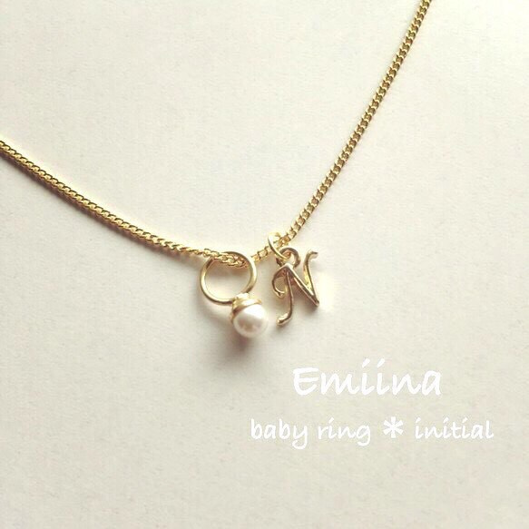 baby ring✴︎initial ネックレス　☆10月のみ在庫あり☆ 1枚目の画像