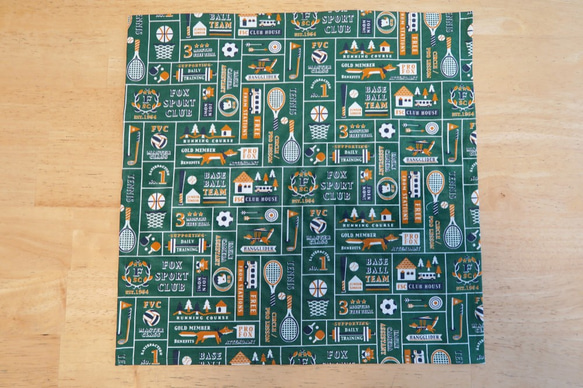 正方形ランチマット（４０×４０ｃｍ）スポーツ/ Large Lunch mat (sport gear) 2枚目の画像